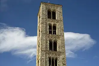 Étages supérieurs du clocher.