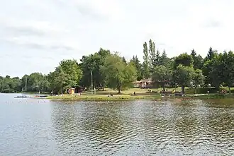 Base de loisirs du plan d'eau de Saint-Clément.