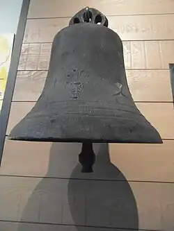Cloche de la chapelle du pensionnat de l'usine de Diederichs.