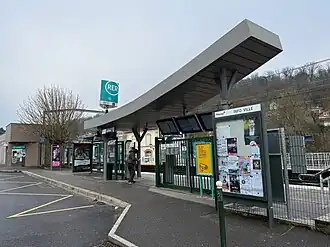 L'accès no&nbsp;3 « Rue Charles Péguy ».