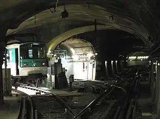 Les voies de garage de la ligne 2 en 2006.