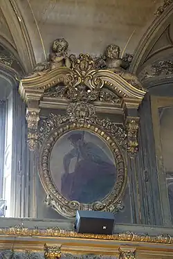 Un médaillon.