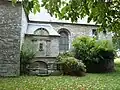 La chapelle et la fontaine Saint-Elouan.