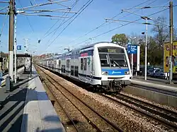 Rame Z 22500 en gare de Gretz-Armainvilliers où s'arrête, pour le moment, l'électrification (vers Longueville et Provins)