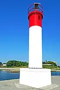 Phare de Pier Light dans la ville d'Oakville, Ontario