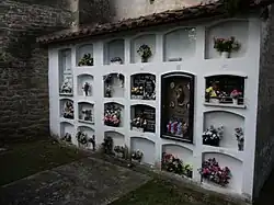 Le cimetière