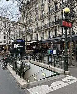 L'accès no&nbsp;2 « Avenue Kléber ».