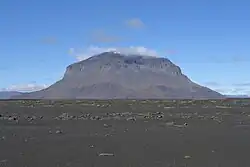 Le volcan tabulaire d'Herðubreið.