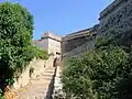 Montée à la forteresse