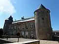 Vue générale de l'aile est et de la terrasse.