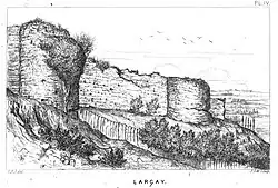Dessin en noir et blanc de vestiges de murs antiques ruinés.