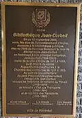 Plaque commémorative en l'honneur de l'ancien maire Jean Corbeil.