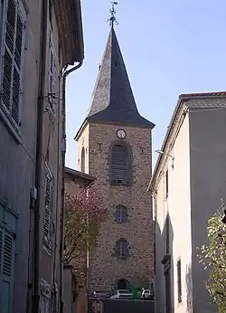 La tour d'Ally transformée en clocher