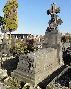 48. tombe de la famille Copin-Larguilliez.