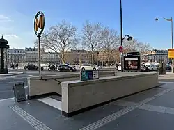 L'accès no&nbsp;4 « Rue de Lyon ».