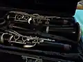 Il s'agit d'une clarinette système Albert à 14 clés de la marque "American Professional" qui aurait été vendue par Buescher entre 1910 et 1920.