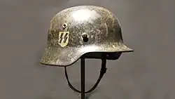 Helm van de SS