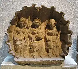 Les Mères augustes.