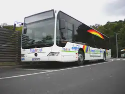 Le Citaro Facelift no&nbsp;9066 à la gare de La Celle-Saint-Cloud. Aujourd'hui, son pelliculage Traverciel a été enlevé ; il est utilisé notamment sur les lignes 426 et 471.