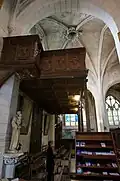 Buffet d'orgues[7] et escalier[8].
