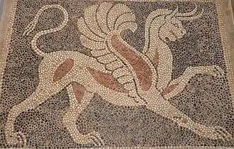 Mosaïque représentant un griffon (IVe&nbsp;siècle&nbsp;av. J.-C.).