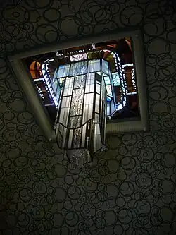 Lustre zénithale de Simon.