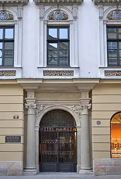Hôtel au numéro 14