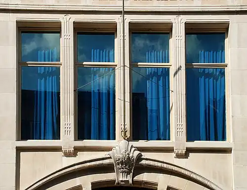 Les fenêtres de l'étage.