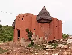 Tata somba.