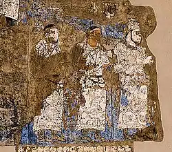 Ambassadeurs de &nbsp;Chaganian&nbsp;(en) (figure centrale, inscription du cou) et de Tchatch (Tachkent moderne) auprès du roi Varkhuman de Samarkand (648-651 CE, peintures murales d'Afrasiyab, Samarkand[5],[6]).