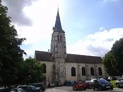 L’église Saint-Martin (XIIe&nbsp;siècle).