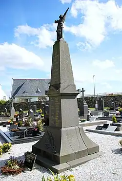 Monument aux morts.