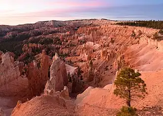 Le panorama à Sunrise Point, dans le parc. Novembre 2018.