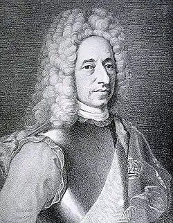 Portrait de trois-quarts d'un homme portant longue perruque bouclée.