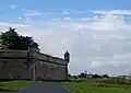 Remparts et échauguettes.