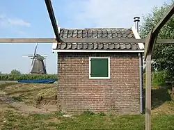 Bâtiment attenant au moulin.
