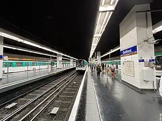 Quais de la station.