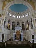 Vue intérieure avec l'Arche Sainte