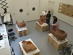 Un des ateliers de restauration.