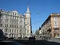 Place d'Autriche. St. Mira, no&nbsp;10 / Kamennoostrovsky, no&nbsp;20 (maison de M. M. Gorbov). À droite : st. Mira, no&nbsp;12 / Kamennoostrovski, no&nbsp;15
