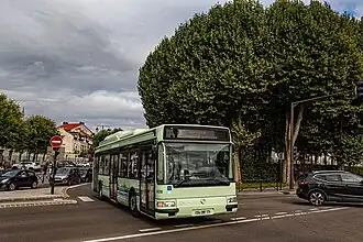 Irisbus Agora GNV sur la ligne A à Meaux.