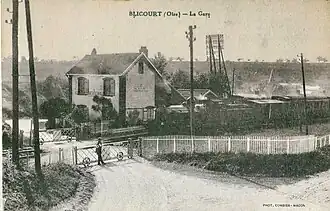 Un train à l'arrêt de Blicourt, au début du XXe&nbsp;siècle