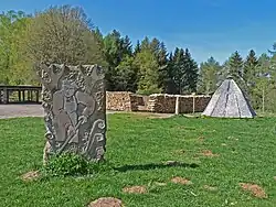 Hommage aux charbonniers d'antan.