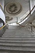 Escalier d'accès au foyer du public
