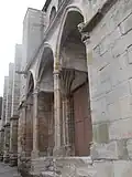 Le portail sud du XIIIe&nbsp;siècle