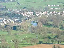 Vue de Llanrwst depuis la forêt de Gwydir.