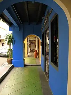 Un five-foot way à Singapour