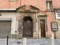 Entrée principale, rue des Terrasses.