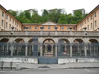 Façade principale.