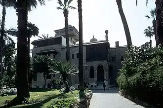 Le palais vu du jardin